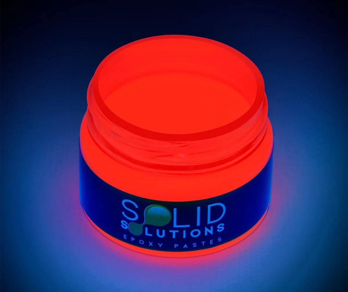 Epoxy Resin Pigment Paste | Fluorescent Dragonfruit Red - Image 2