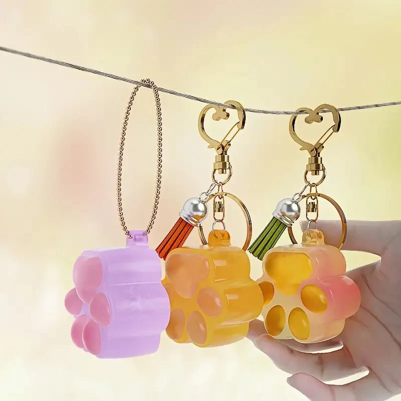 Silicone Mould - 1 x Cat Paw Print Keyring Tag Mould 3cm x 2.7cm - Image 3