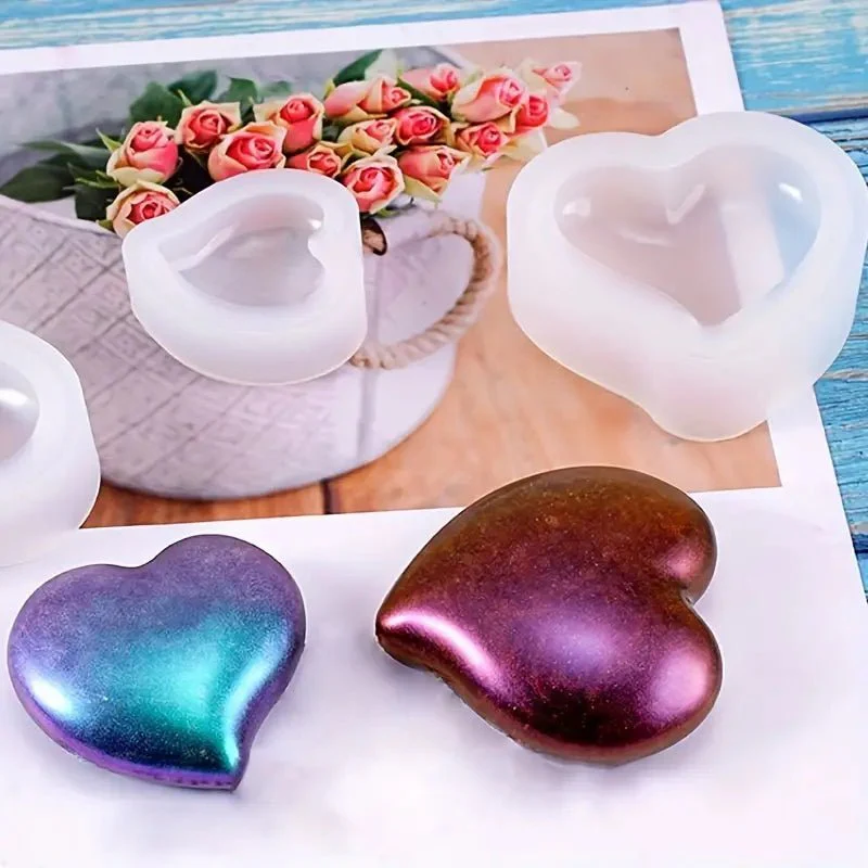 Silicone Mould - 1 x Large Heart Keyring Pocket Hug Mould 6.8cm x 6.4cm x 2.7xm - Image 3